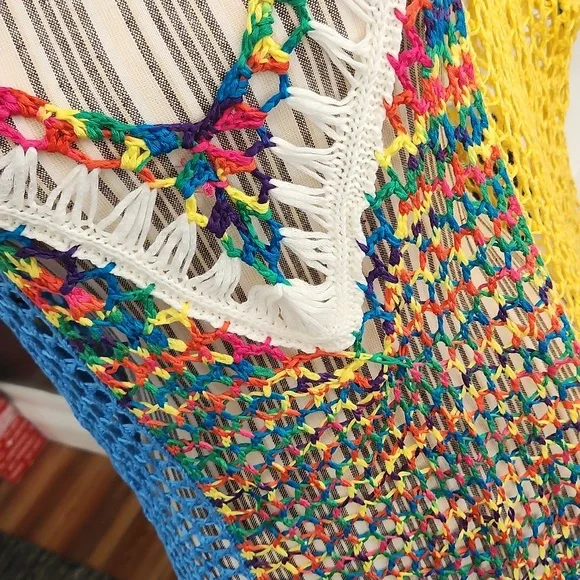 Crochet Fringe Oversized Top - Picture 7 of 8